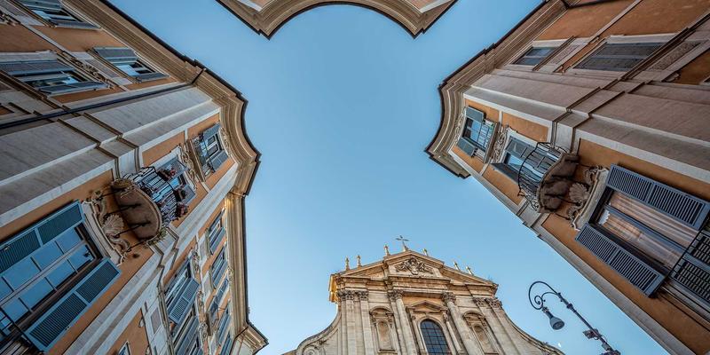 IT外包中的数据主权与跨境传输合规指南：五元IT解决方案助您规避风险