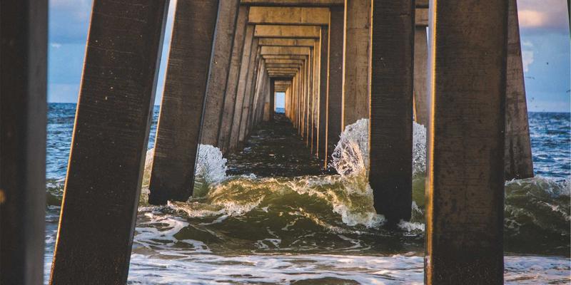 IT外包合同谈判三大核心：如何制定SLA、定价模型与知识产权条款，保障您的技术支持与系统维护