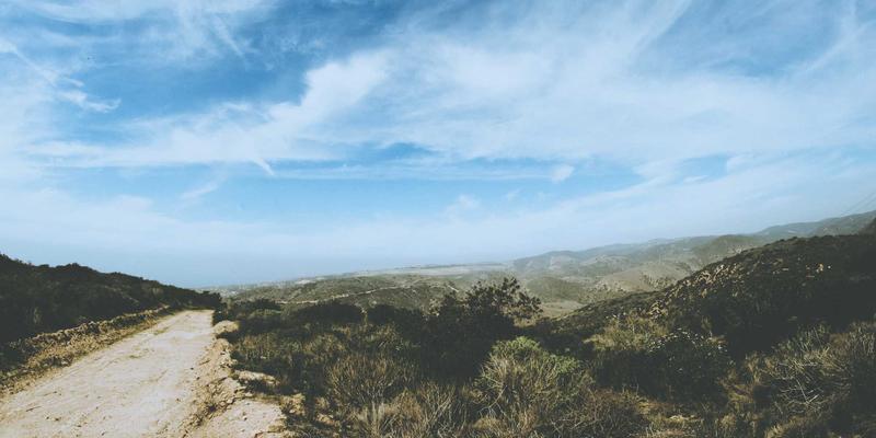 如何通过技术栈匹配度与行业案例筛选最佳IT外包伙伴：系统维护、技术支持与网络管理的关键评估