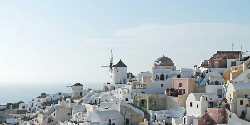 跨越时区与语言：IT外包中如何通过高效沟通保障系统维护与数据安全